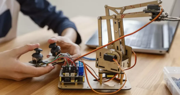 Habrá un Taller de Robótica dictado por la UNSa en la Escuela de Emprendedores