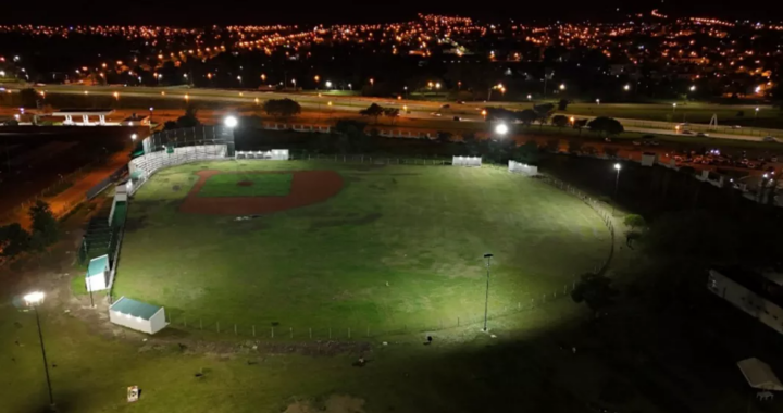 Puesta en valor de la cancha de béisbol del Parque del Bicentenario