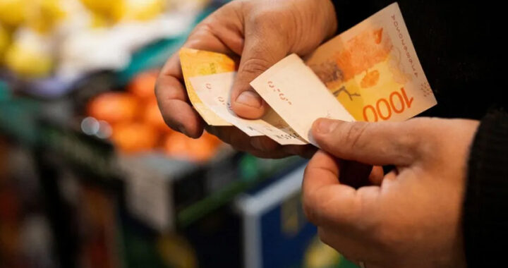 Desde que asumió Milei, los servicios aumentaron 25% por encima de la inflación