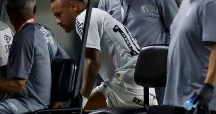 Neymar entre lágrimas: una lesión arruina su partido número 100