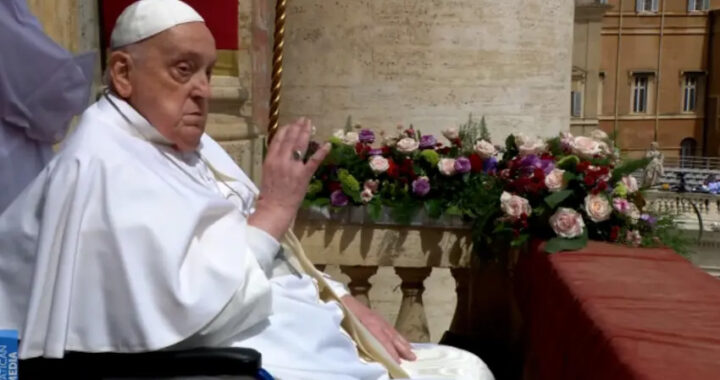 La última Pascua del Papa: una misa marcada por la paz y la debilidad física