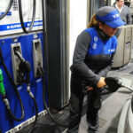 YPF extenderá 30 días más el sistema para contener subas en combustibles