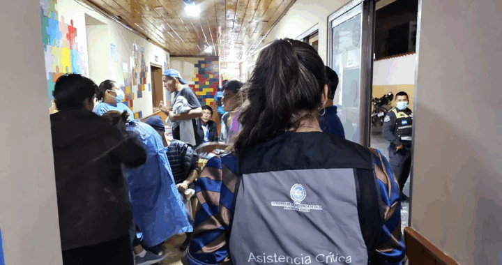 En su primera semana, el Hogar de Noche asistió a un promedio de 50 personas por día