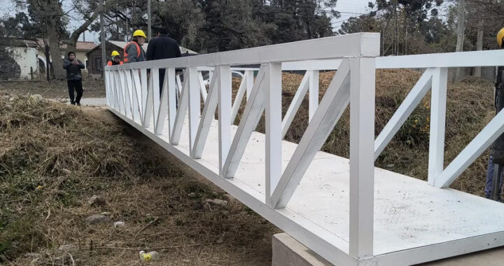 Nueva pasarela peatonal en San Calixto: más seguridad y accesibilidad para los vecinos