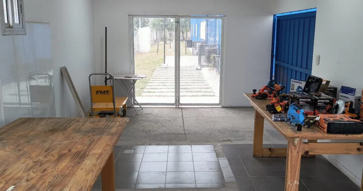 Ya funciona el taller de carpintería en la Fábrica Municipal de Oficios