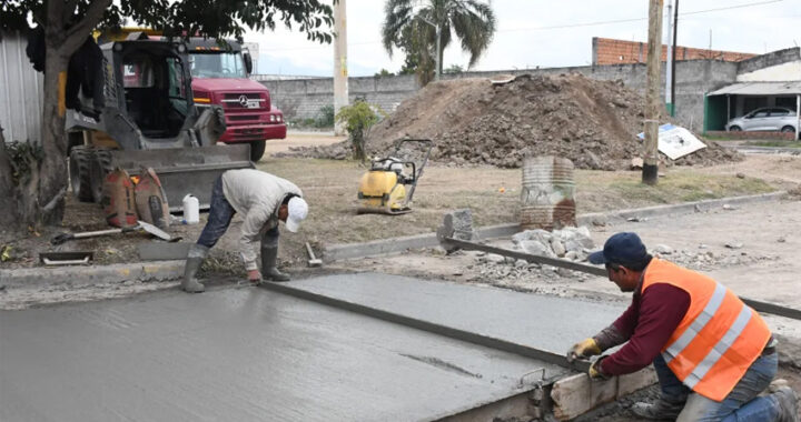 Villa Palacios: siguen las obras viales en Avda. Contreras