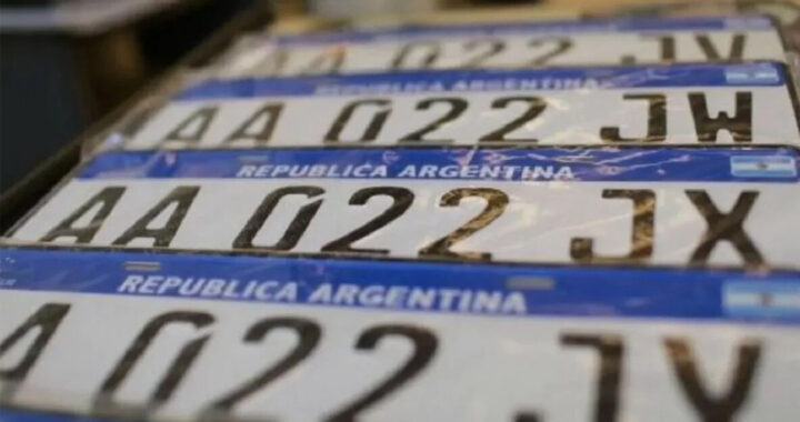 Patentes: el Gobierno asegura que en 40 días se normalizará la entrega en todo el país