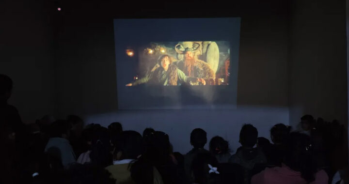 A sala llena comenzó “Vacaciones en la Muni” en la zona norte