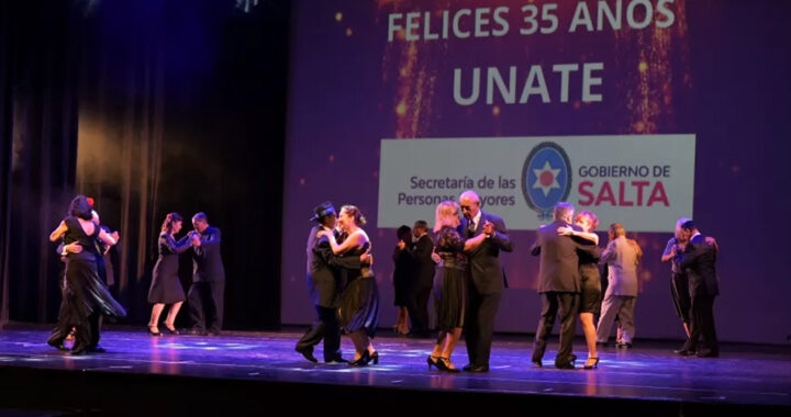 La Universidad Abierta de la Tercera Edad celebra 36 años con una gran gala artística en el Teatro Provincial