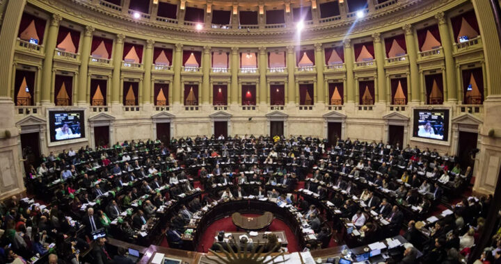 Sesión caliente en Diputados: la oposición avanza contra los vetos del Gobierno