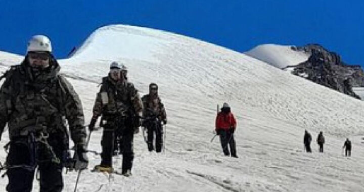 El Ejército Argentino hizo cumbre en el Himalaya por primera vez