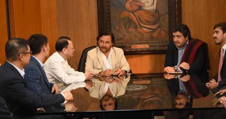 Ganfeng Lithium presentó a Sáenz un nuevo proyecto de litio por US$2.000 millones en Salta
