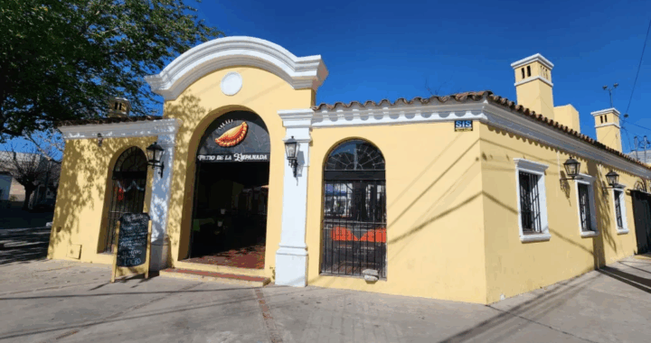 El Patio de las Empanadas atiende en horario corrido durante la semana del Milagro