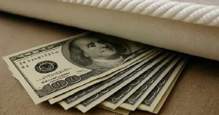 Crecieron los dólares bajo el colchón: u$s2.300 millones más entre marzo y junio