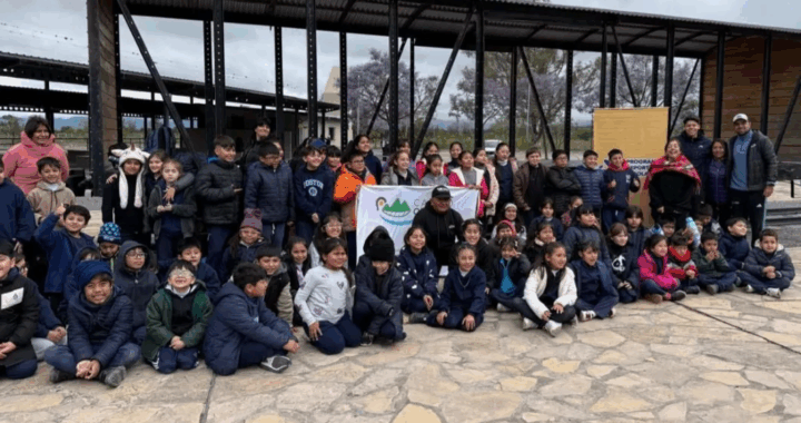 Alumnos salteños disfrutaron de una experiencia educativa en tren hacia Campo Quijano
