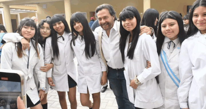 Educación inicial: Sáenz habilitó un moderno edificio en la zona sudeste de Salta