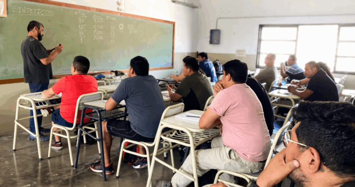 Setenta salteños se capacitan en instalación sanitaria y de gas a través de la Escuela de Emprendedores