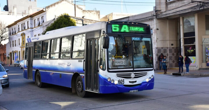 Hoy el pasaje en colectivos será gratuito para votantes