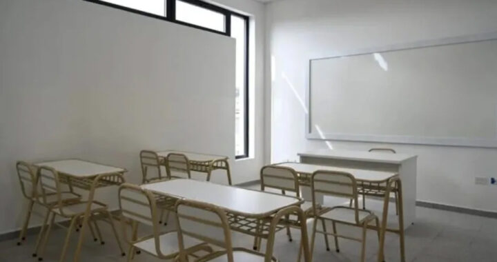 Gremios docentes de Salta se suman al paro nacional en rechazo al recorte educativo