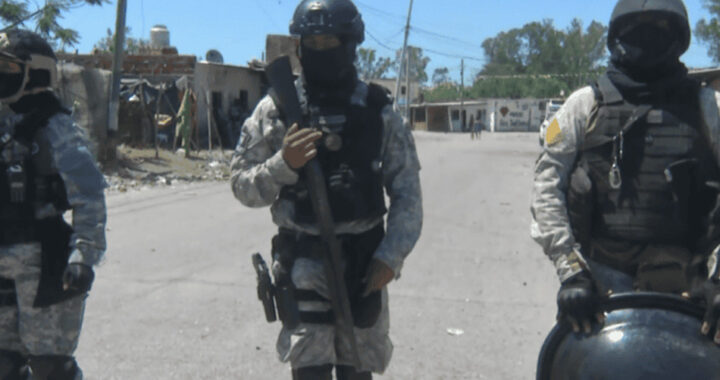 Allanamiento en barrio Ceferino: secuestran más de 200 envoltorios de droga y un arma en un domicilio de Salta