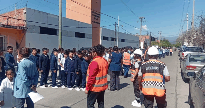 Se realizaron dos simulacros de emergencia en un supermercado y una escuela de la ciudad