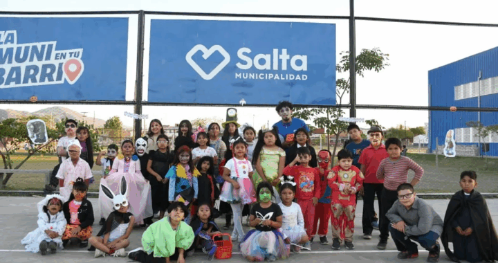 Más de 150 chicos participaron de una jornada de atletismo con disfraces de Halloween en Salta