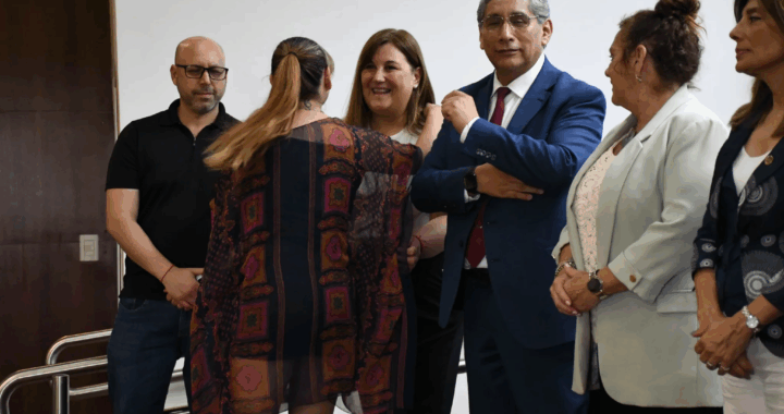 Entregaron diplomas a 120 emprendedores que completaron la diplomatura en Emprendedurismo