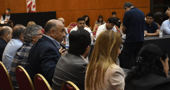 El Gobierno provincial inició con diputados el análisis del Presupuesto 2026, que superará los $4 billones