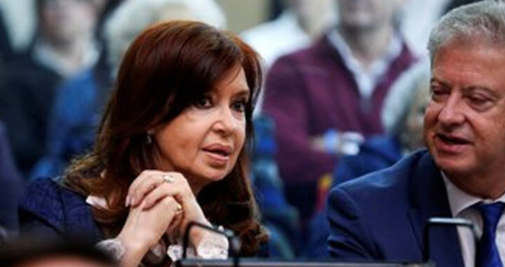 Comienza el juicio oral por la causa Cuadernos: Cristina Kirchner enfrenta una nueva acusación por corrupción