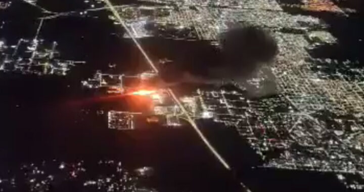 Impactante explosión en el polo industrial de Ezeiza: el estallido quedó registrado desde el aire