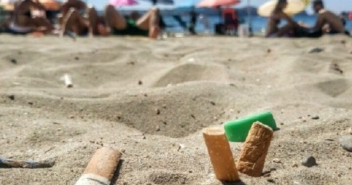 Mar del Plata aplicará multas por fumar en playas fuera de las zonas habilitadas desde diciembre