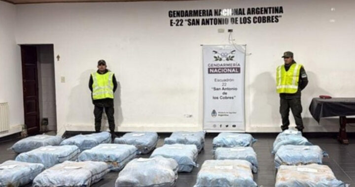 Gendarmes incautan más de 360 kilos de marihuana a casi 3.800 metros en San Antonio de los Cobres
