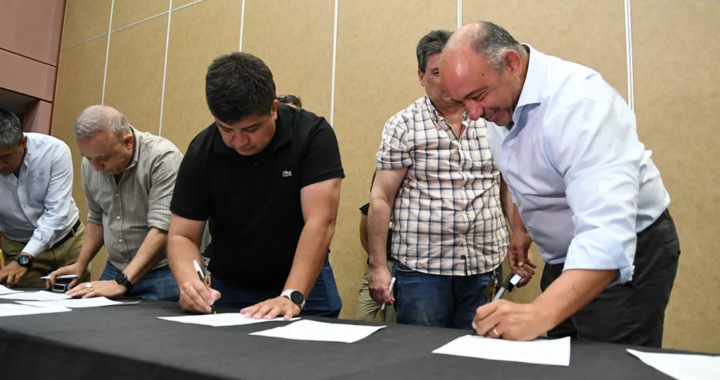 Paritarias: nuevo acuerdo entre el Gobierno y los gremios estatales