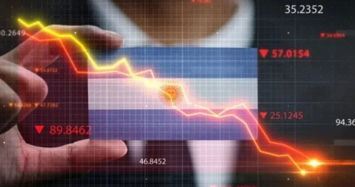 La caída del riesgo país por debajo de los 500 puntos reaviva expectativas de financiamiento externo