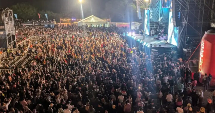 San Carlos resistió todo: lluvia, caos vial y un festival que no se detuvo