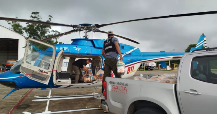 Vuelos de emergencia llevaron ayuda a familias aisladas por la crecida del río Tonono