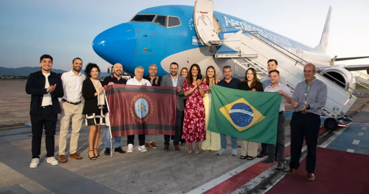 Salta recibió el primer vuelo directo desde Florianópolis y refuerza su conectividad internacional