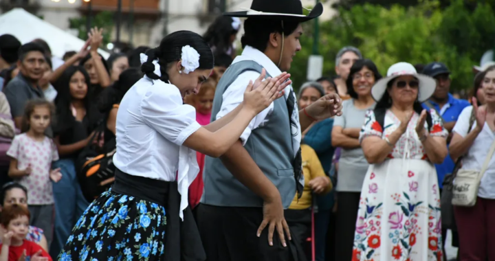 Nueva edición de “Salta Ciudad de las Peñas” con música en vivo y entrada libre