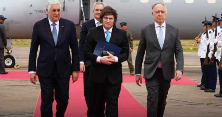 Acuerdo clave para exportaciones: Milei llegó a Paraguay por el pacto Mercosur–UE