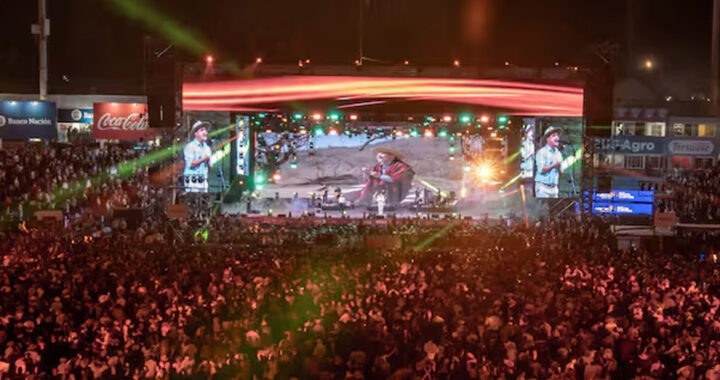 Suspenden la noche del martes en el Festival Nacional de Doma y Folclore de Jesús María por lluvia