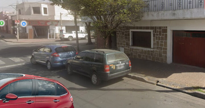 Alcoholizado y fuera de control: chocó dos autos en pleno microcentro