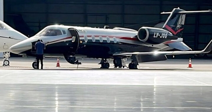 Analizan posibles irregularidades en los traslados del tesorero de la AFA