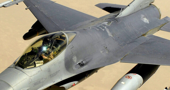 EE. UU. confirmó contrato millonario para entrenar pilotos argentinos en los F-16 adquiridos a Dinamarca