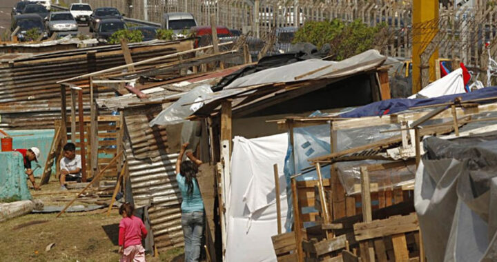 El Gobierno nacional afirmó que la pobreza bajó al 26,9% en el tercer trimestre de 2025