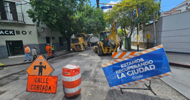 Realizan obras de repavimentación en calle Santiago del Estero del 300 al 400