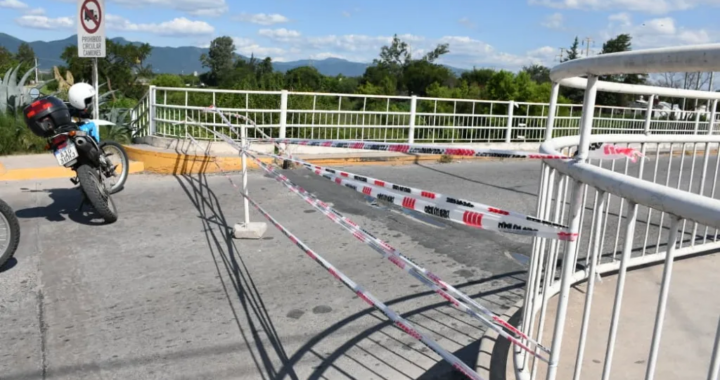 Clausuran de manera preventiva el puente de Santa Lucía por daños estructurales