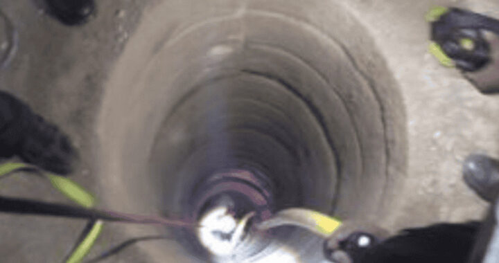 Exitoso operativo para salvar a un hombre que cayó a un pozo en Cerrillos