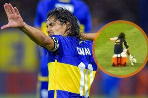 Cavani volvió en el empate de Boca ante Platense y llamó la atención por su particular entrada en calor