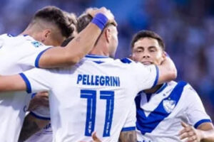 Otra noche complicada para River: cayó con Vélez y sufrió bajas importantes