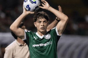 Sorpresa en la lista: Lionel Scaloni convocó a un defensor del Brasileirao